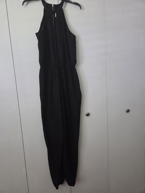 Marilyn Monroe Black Jumpsuit with V Neck Cutout And Zippered Back Size M